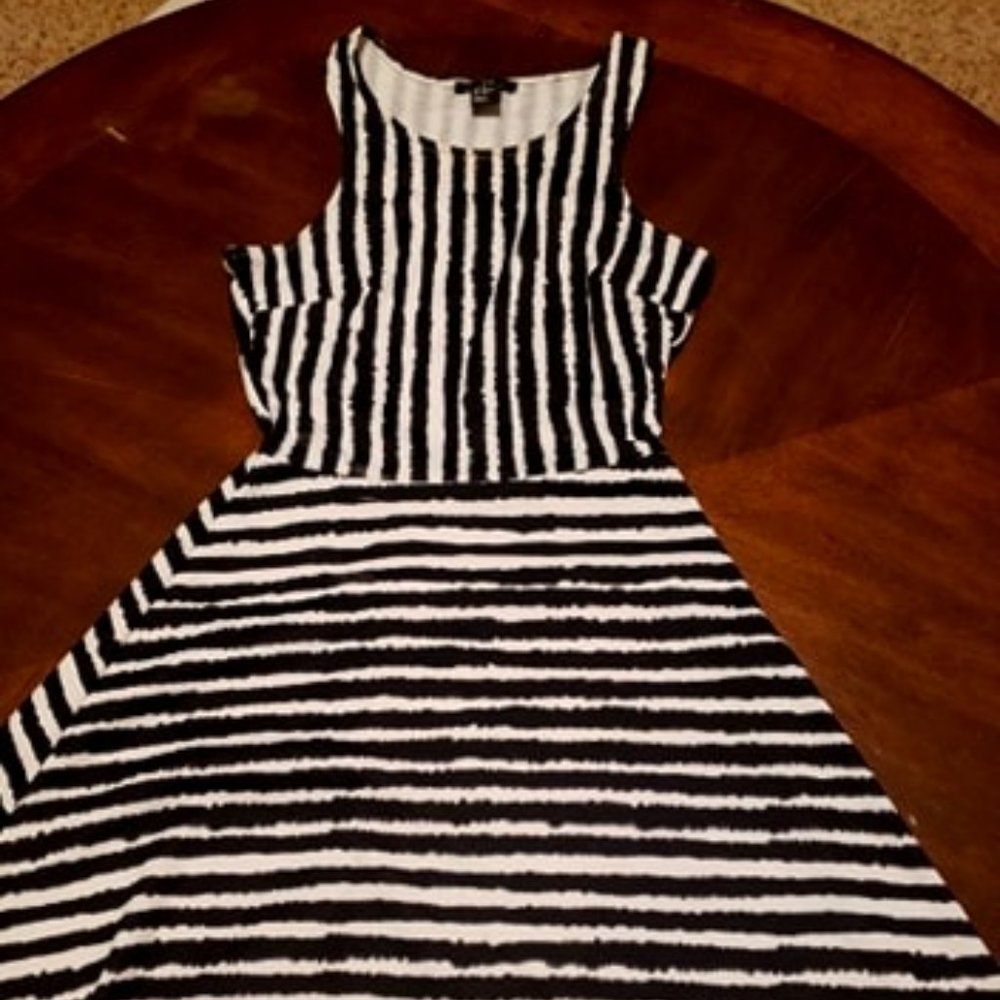 H&M XS black and white striped mini dress